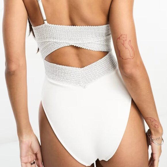 River Island One Shoulder Swimsuit - Picture 6 of 11